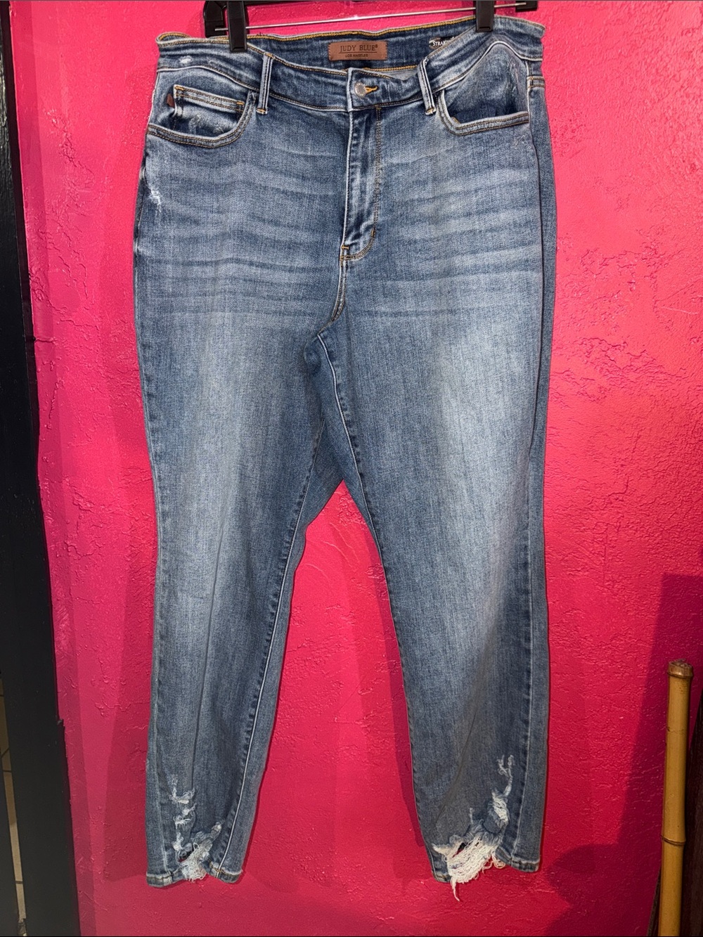 Judy Blue straight, high rise denim jeans. Sz 16W. Distressed. Thrashed.